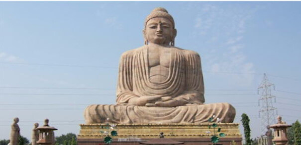 80-foot Buddha