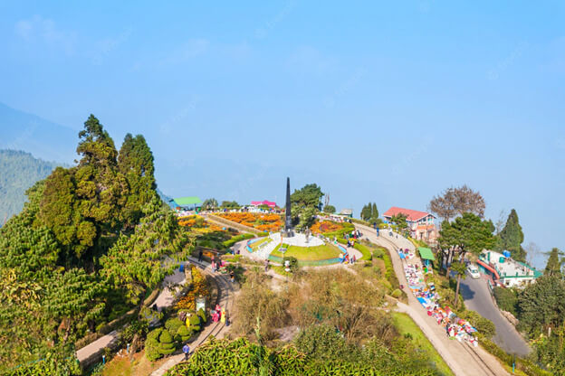 Tourist places in Darjeeling - Batasia Loop