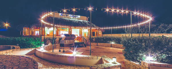 Restaurants in Jamaica - Blue Mahoe Restaurant