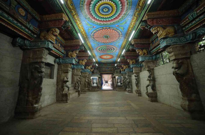 Madurai Meenakshi Temple | The Absolute Glory of South India