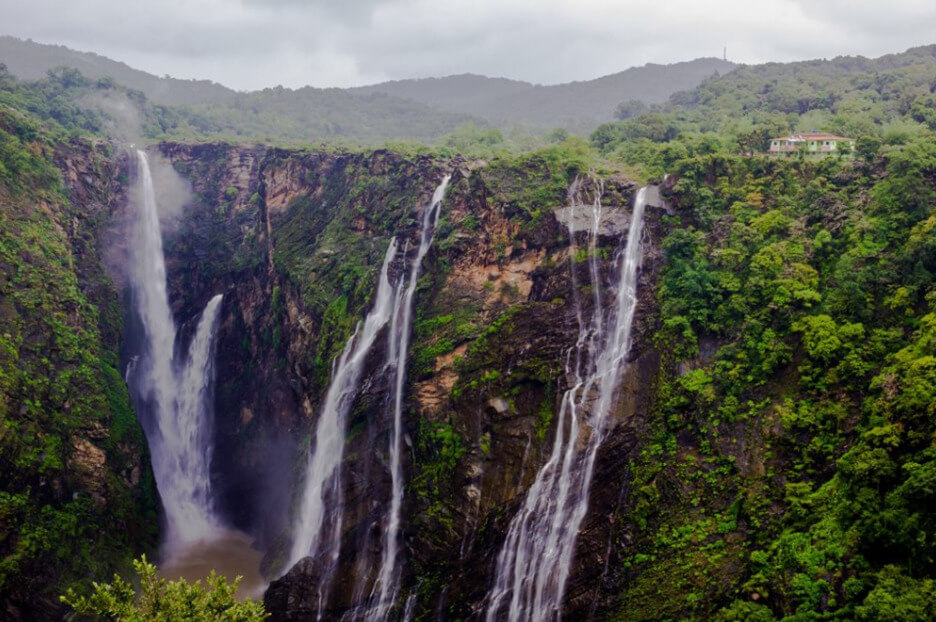 Tourist Places in Karnataka | Places of Cultural Heritage & Natural Beauty