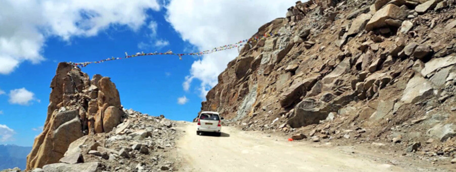 Places to Visit in Leh Ladakh - Khardungla Pass