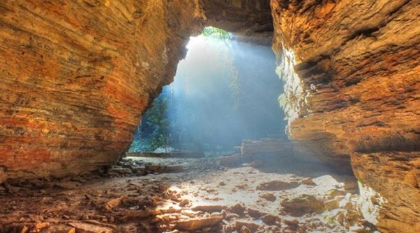Tharon Cave