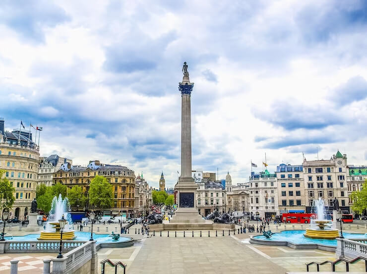 Trafalgar Square History Major Tourist Attractions How To Reach