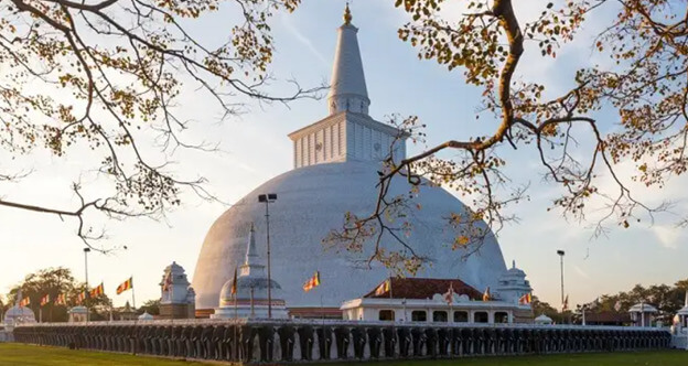 Top Tourist Places in Sri Lanka - Anuradhapura
