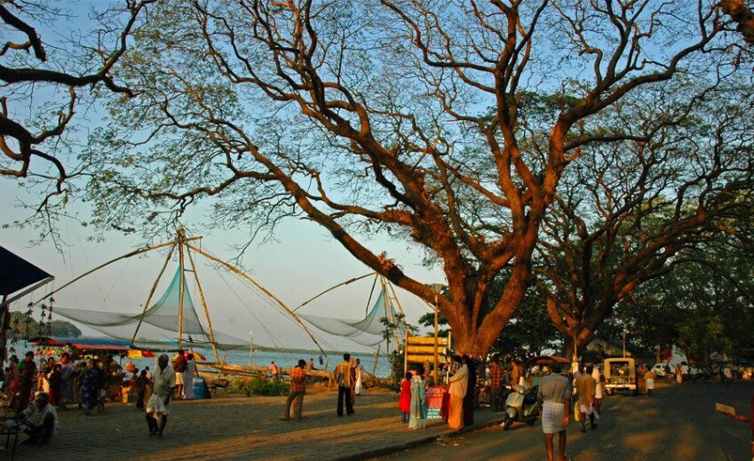 Tourist Places in Thalassery - Fort Kochi