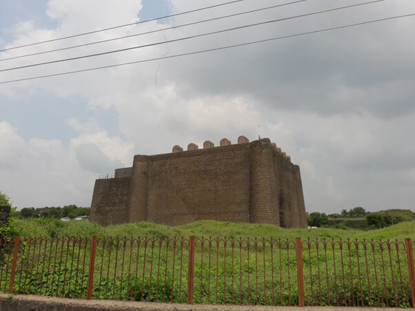 Tourist Places in Gulbarga - Gulbarga Fort