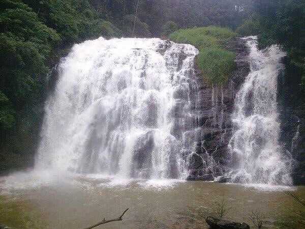 Onake Abbi falls