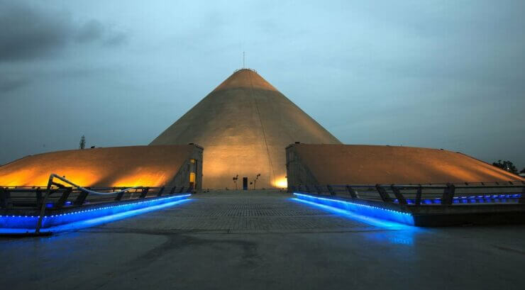 Tourist Places In Gandhinagar-Dandi Kutir Museum